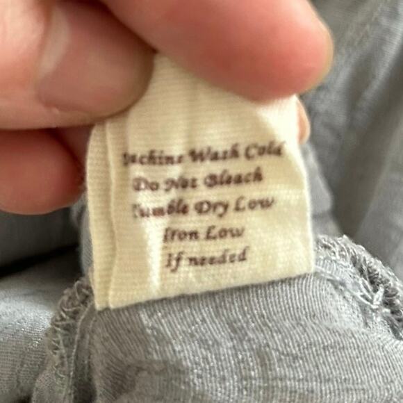 Mine Women Short Sleeve Lace Blouse Top Gray Ethereal Feminine Boho Size Large - Picture 6 of 7